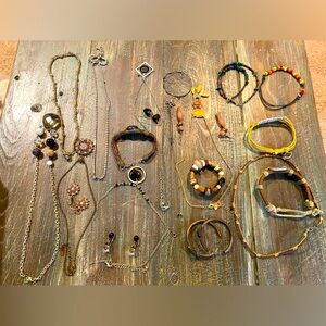 22 piece lot boho vintage costume jewelry earrings and necklace sets bracelets